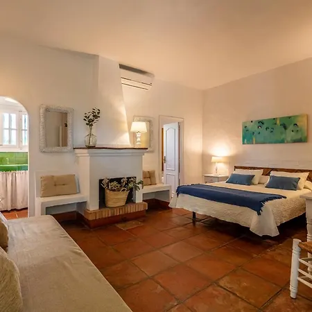 Aparthotel Hotel-apart Cortijo Pinas 2*