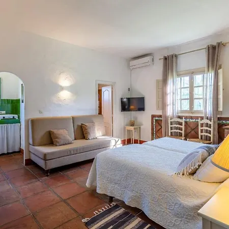 Hotel-apart Cortijo Pinas Aparthotel 2*